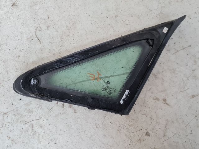 bontott VW GOLF VII Jobb első Fixüveg (Ajtóban)