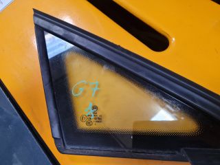 bontott VW GOLF VII Jobb első Fixüveg (Ajtóban)