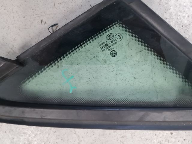 bontott VW GOLF VII Jobb első Fixüveg (Ajtóban)