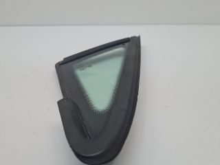 bontott VW GOLF VII Jobb első Fixüveg (Ajtóban)