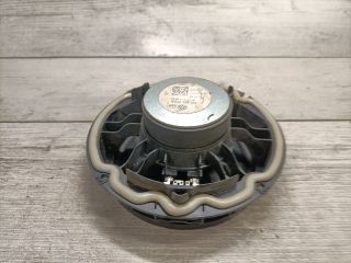 bontott VW GOLF VII Jobb első Hangszóró