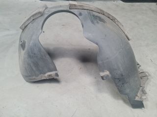 bontott VW GOLF VII Jobb első Hátsó Dobbetét (Kerékjárati, Műanyag)