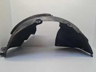 bontott VW GOLF VII Jobb első Hátsó Dobbetét (Kerékjárati, Műanyag)