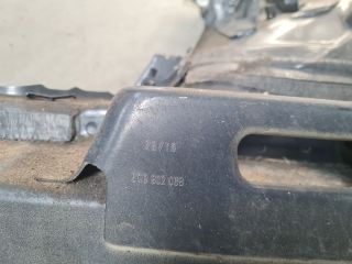 bontott VW GOLF VII Jobb első Hossznyúlvány