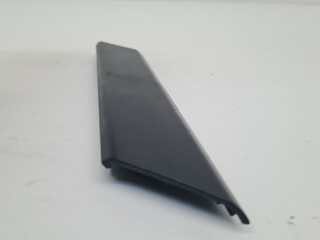 bontott VW GOLF VII Jobb első Kilincs Burkolat