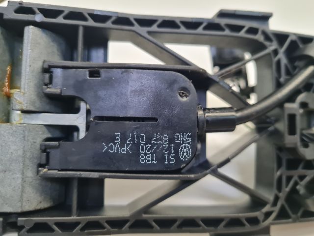 bontott VW GOLF VII Jobb első Külső Kilincsfészek