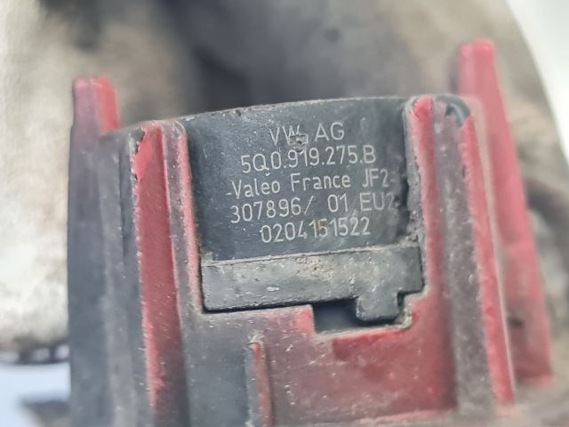 bontott VW GOLF VII Jobb első Külső Tolatóradar Fej