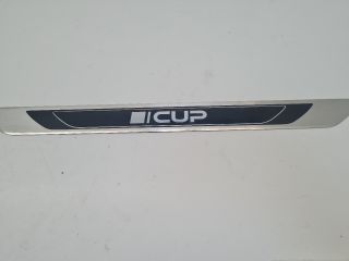 bontott VW GOLF VII Jobb első Küszöb Díszléc