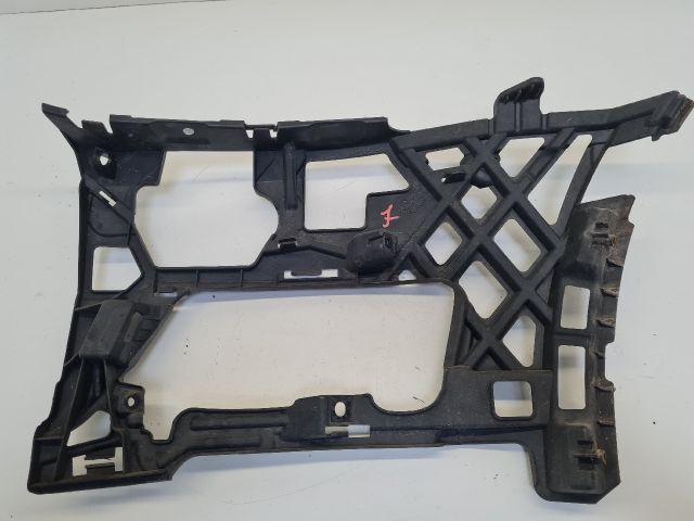 bontott VW GOLF VII Jobb első Lökhárító Tartó (Műanyag)