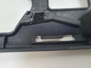 bontott VW GOLF VII Jobb első Lökhárító Tartó (Műanyag)