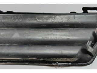 bontott VW GOLF VII Jobb első Lökhárító Vakborítás