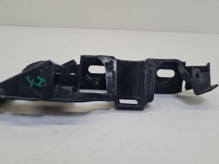 bontott VW GOLF VII Jobb első Oldal Lökhárító Tartó (Műanyag)