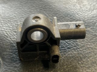 bontott VW GOLF VII Jobb első Oldal Ütközés Érzékelő