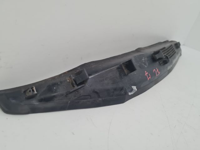 bontott VW GOLF VII Jobb első Sárvédő Zajszigetelés