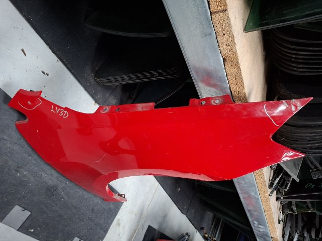 bontott VW GOLF VII Jobb első Sárvédő