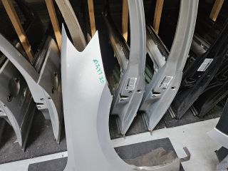 bontott VW GOLF VII Jobb első Sárvédő