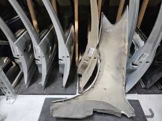 bontott VW GOLF VII Jobb első Sárvédő