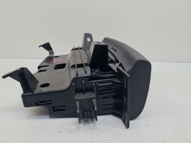 bontott VW GOLF VII Jobb első Tároló Rekesz