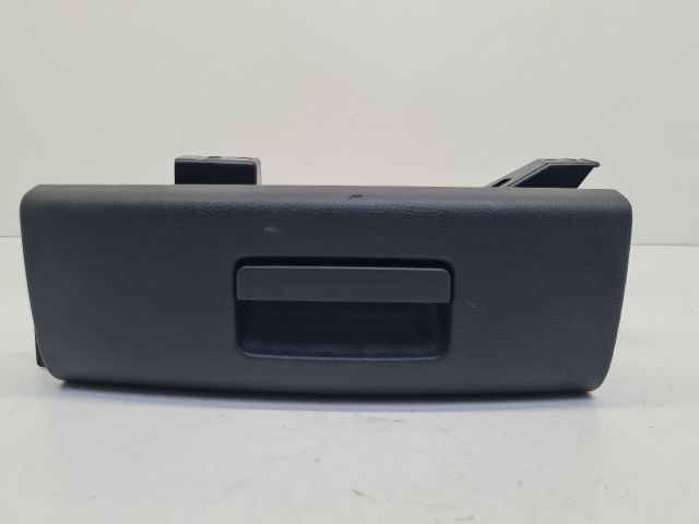 bontott VW GOLF VII Jobb első Tároló Rekesz