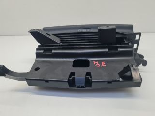 bontott VW GOLF VII Jobb első Tároló Rekesz