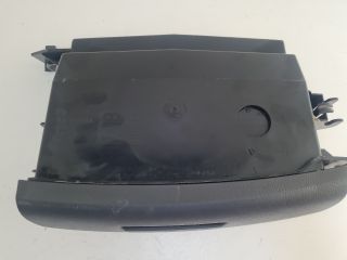 bontott VW GOLF VII Jobb első Tároló Rekesz