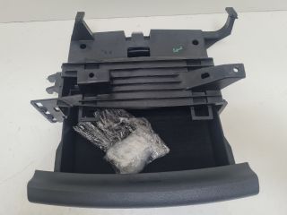 bontott VW GOLF VII Jobb első Tároló Rekesz