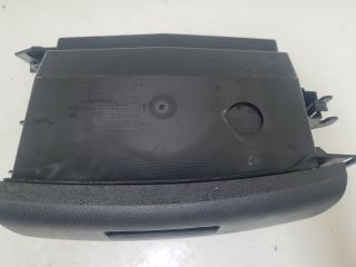bontott VW GOLF VII Jobb első Tároló Rekesz