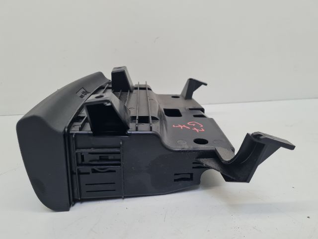 bontott VW GOLF VII Jobb első Tároló Rekesz