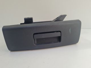 bontott VW GOLF VII Jobb első Tároló Rekesz