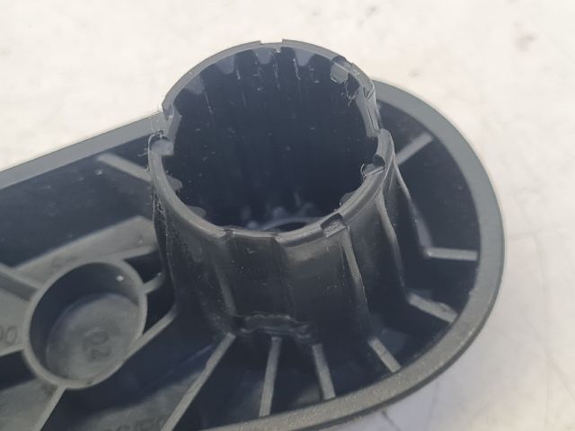 bontott VW GOLF VII Jobb első Üléstámla állító