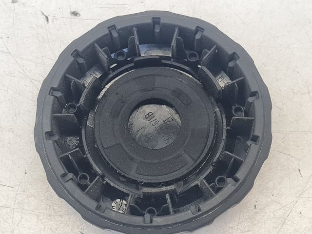 bontott VW GOLF VII Jobb első Üléstámla állító