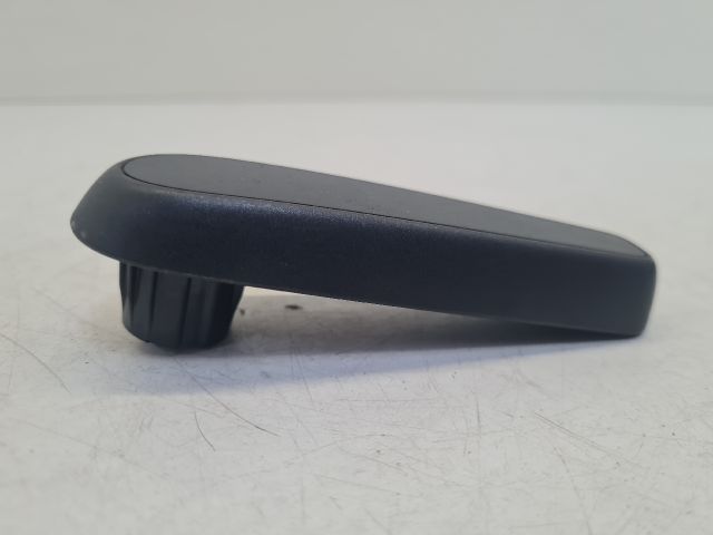 bontott VW GOLF VII Jobb első Üléstámla állító