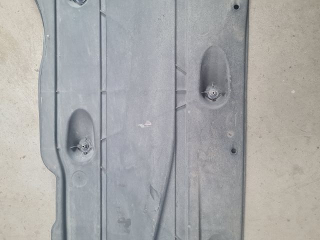 bontott VW GOLF VII Jobb Fenéklemez