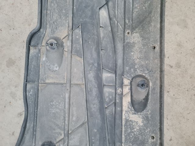 bontott VW GOLF VII Jobb Fenéklemez