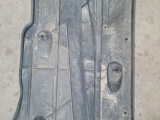 bontott VW GOLF VII Jobb Fenéklemez