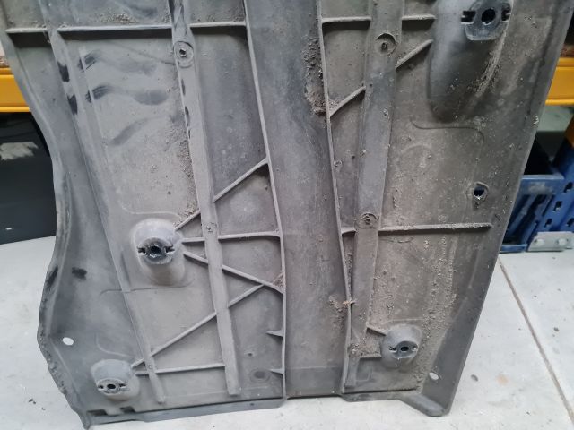 bontott VW GOLF VII Jobb Fenéklemez