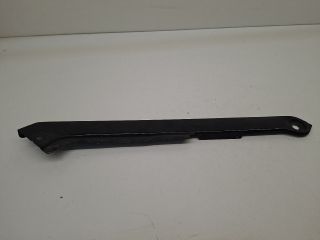 bontott VW GOLF VII Jobb Fényszóró Tartó