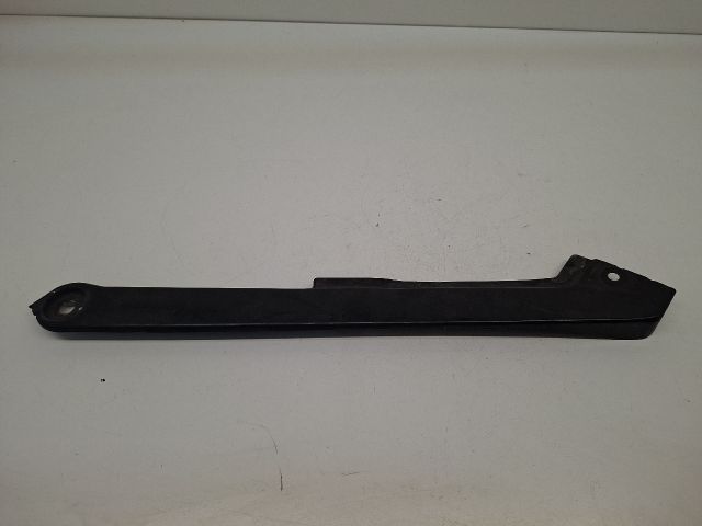 bontott VW GOLF VII Jobb Fényszóró Tartó