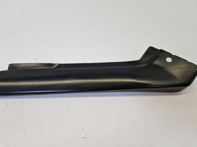 bontott VW GOLF VII Jobb Fényszóró Tartó