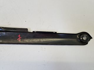 bontott VW GOLF VII Jobb Fényszóró Tartó