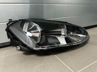 bontott VW GOLF VII Jobb Fényszóró