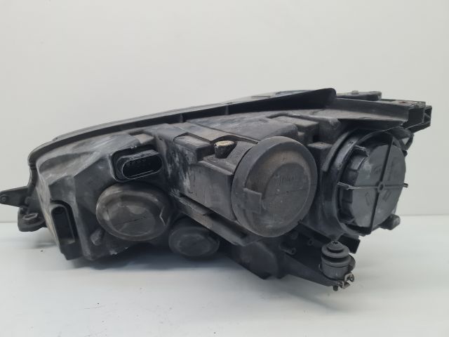 bontott VW GOLF VII Jobb Fényszóró