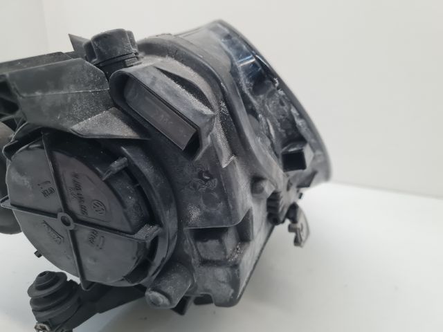 bontott VW GOLF VII Jobb Fényszóró