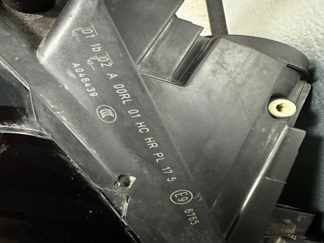 bontott VW GOLF VII Jobb Fényszóró