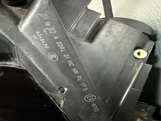 bontott VW GOLF VII Jobb Fényszóró