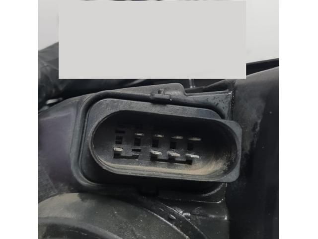 bontott VW GOLF VII Jobb Fényszóró