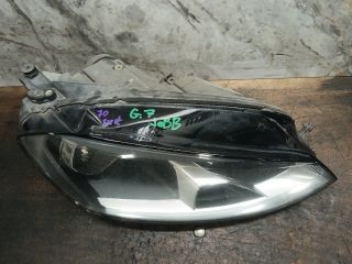 bontott VW GOLF VII Jobb Fényszóró