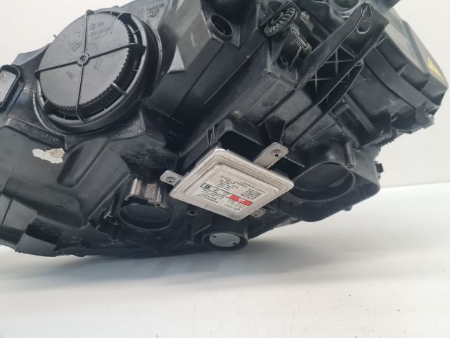 bontott VW GOLF VII Jobb Fényszóró