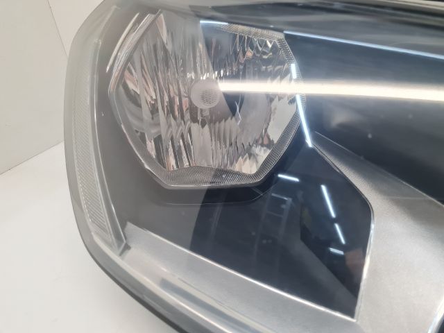 bontott VW GOLF VII Jobb Fényszóró