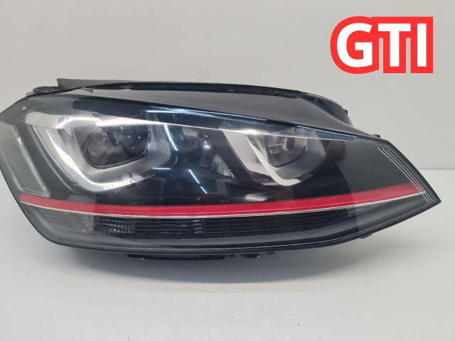 bontott VW GOLF VII Jobb Fényszóró